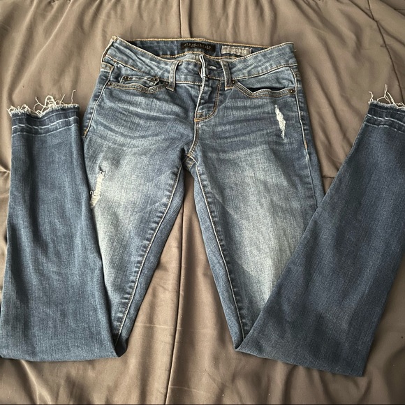 Aeropostale Skinny Jeans - Picture 1 of 4